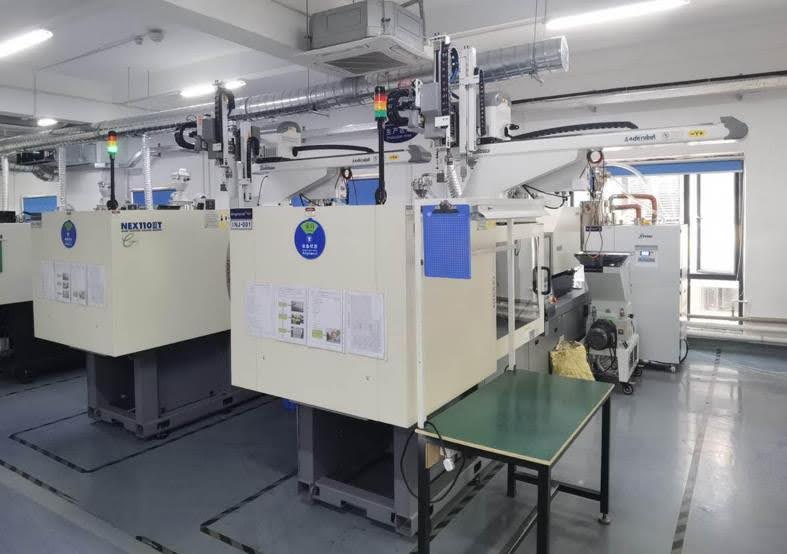 injection molding main